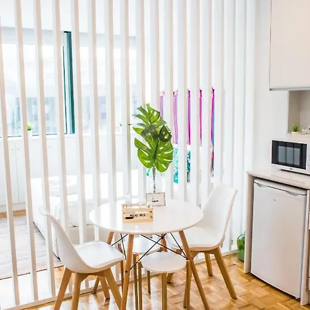 Apartment Sweet & Tasty